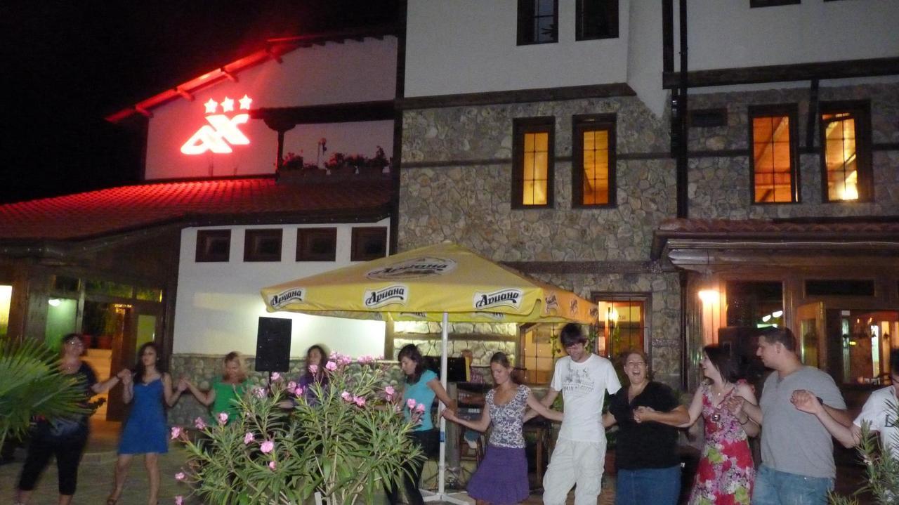 Hotel Pirinski Han - Old Adjev Han Sandanski Extérieur photo