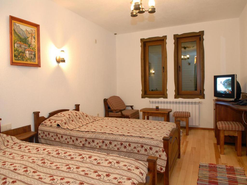 Hotel Pirinski Han - Old Adjev Han Sandanski Extérieur photo